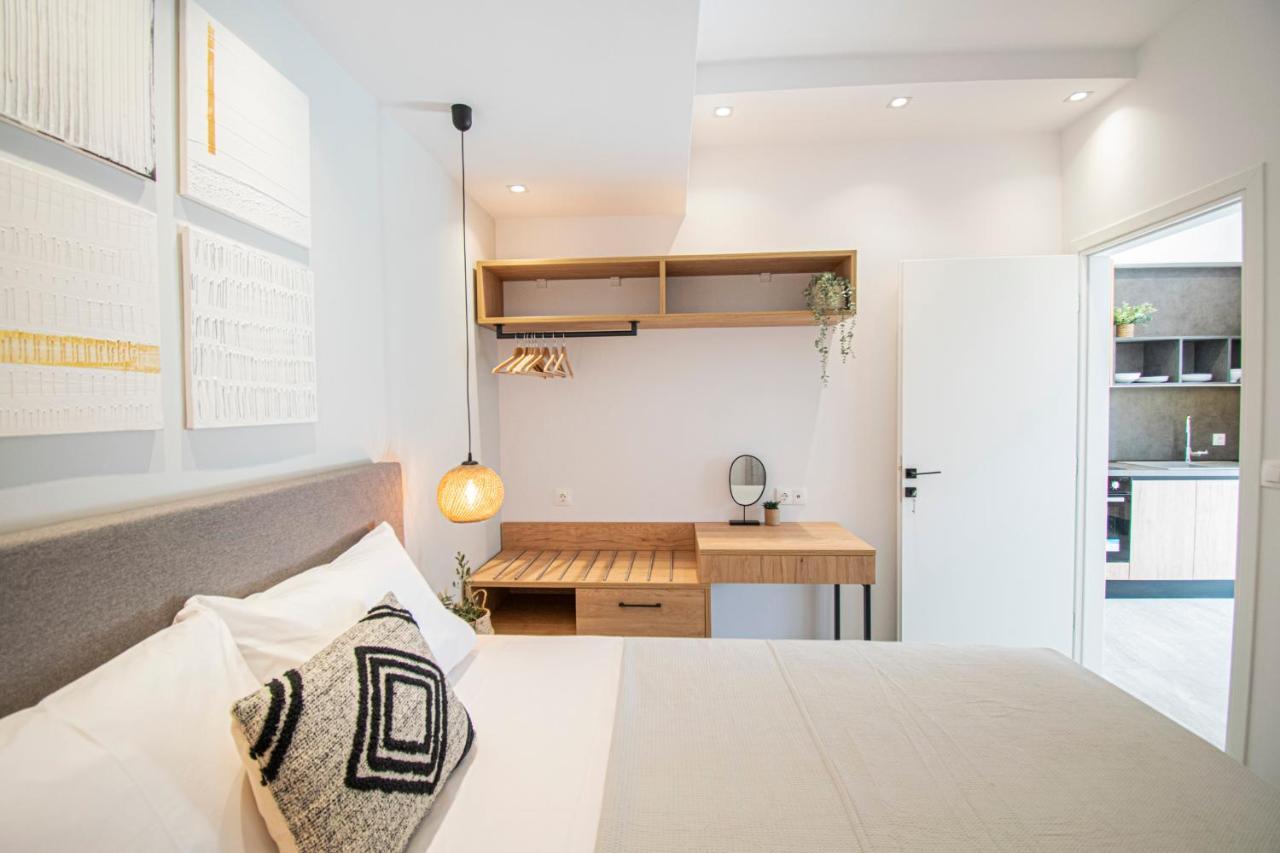 Coel Luxury Suites By Rentalspro Services - Potidea Halkidiki Неа-Потидеа Экстерьер фото