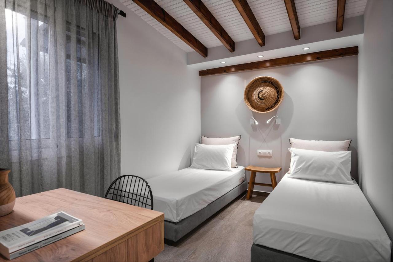 Coel Luxury Suites By Rentalspro Services - Potidea Halkidiki Неа-Потидеа Экстерьер фото