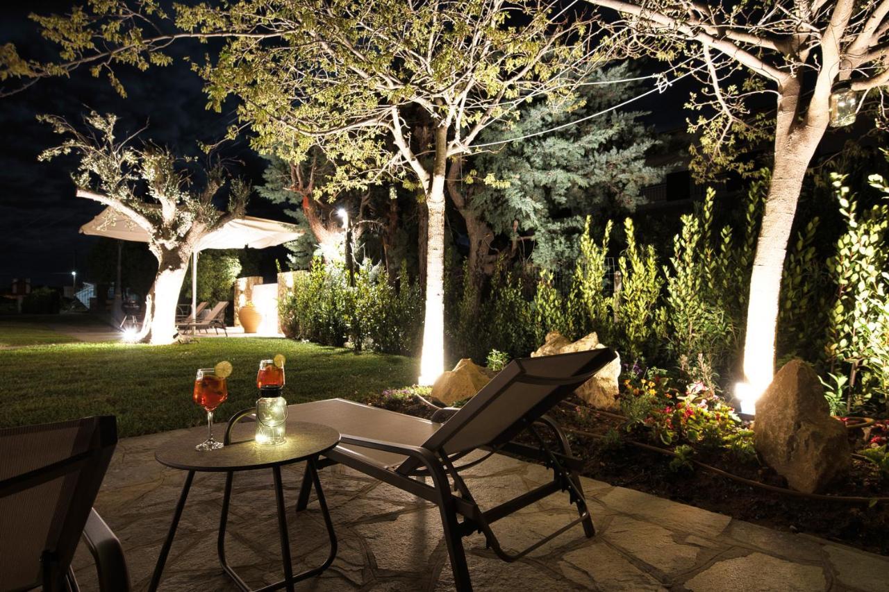Coel Luxury Suites By Rentalspro Services - Potidea Halkidiki Неа-Потидеа Экстерьер фото