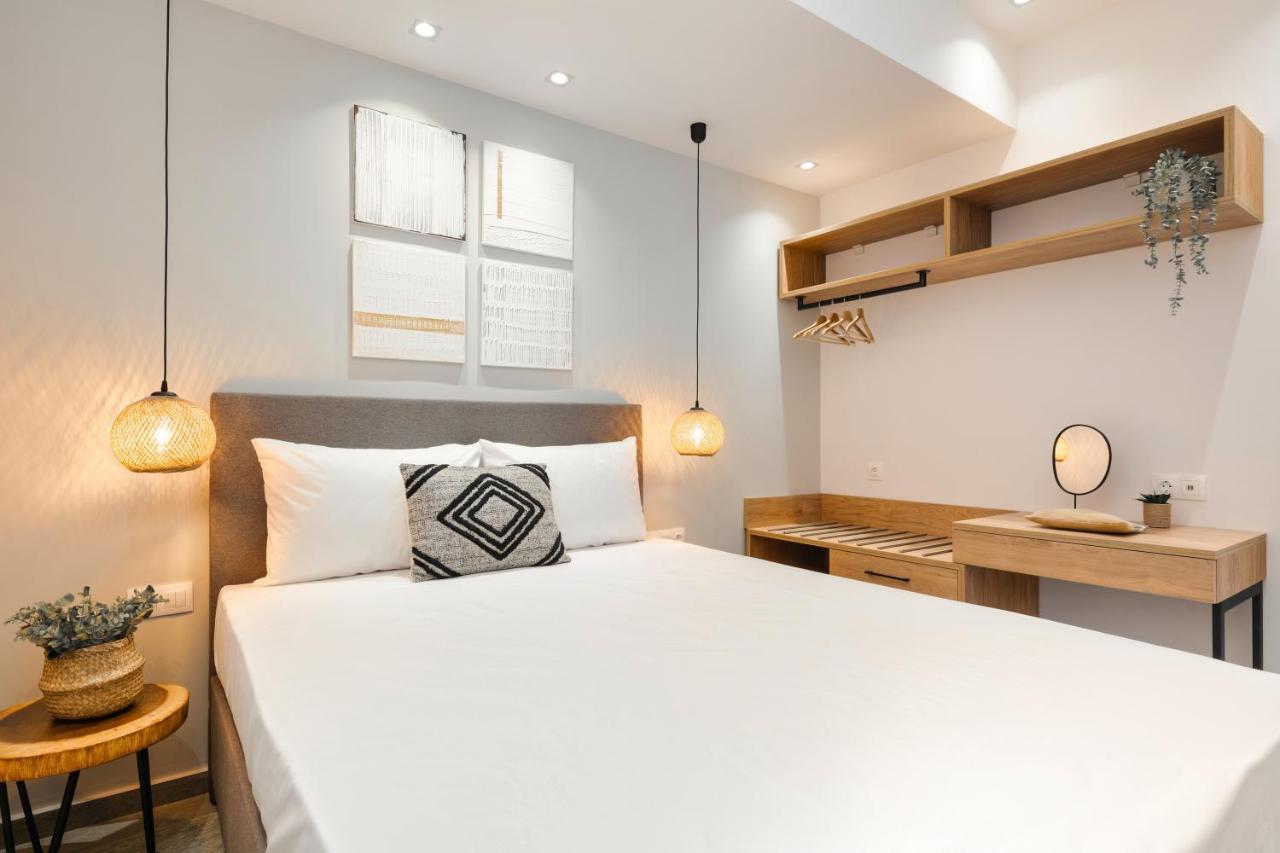 Coel Luxury Suites By Rentalspro Services - Potidea Halkidiki Неа-Потидеа Экстерьер фото