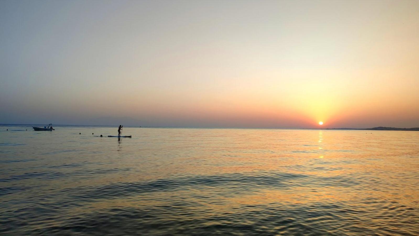Coel Luxury Suites By Rentalspro Services - Potidea Halkidiki Неа-Потидеа Экстерьер фото
